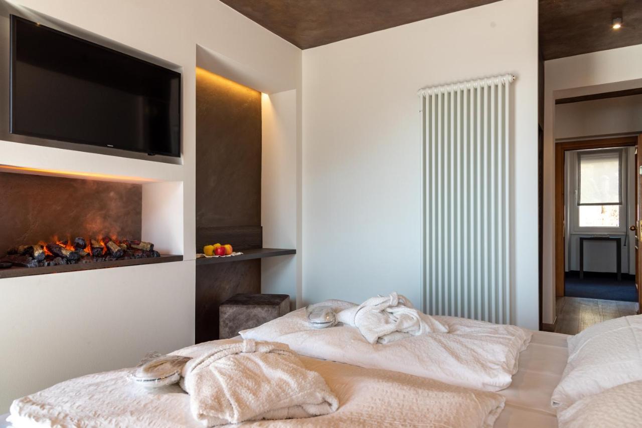 Hotel Londra Slow Living Molveno Bagian luar foto