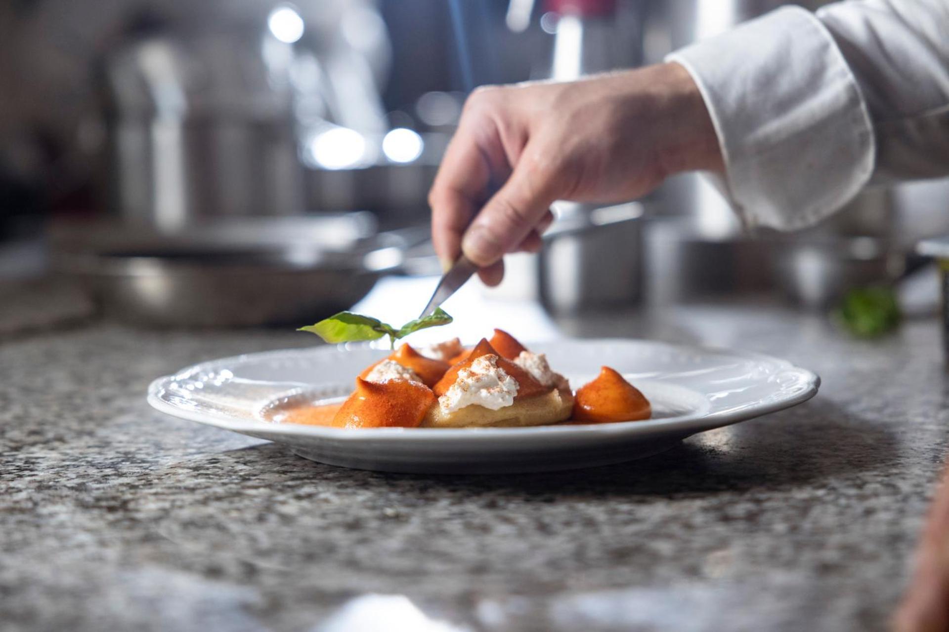 Hotel Londra Slow Living Molveno Bagian luar foto