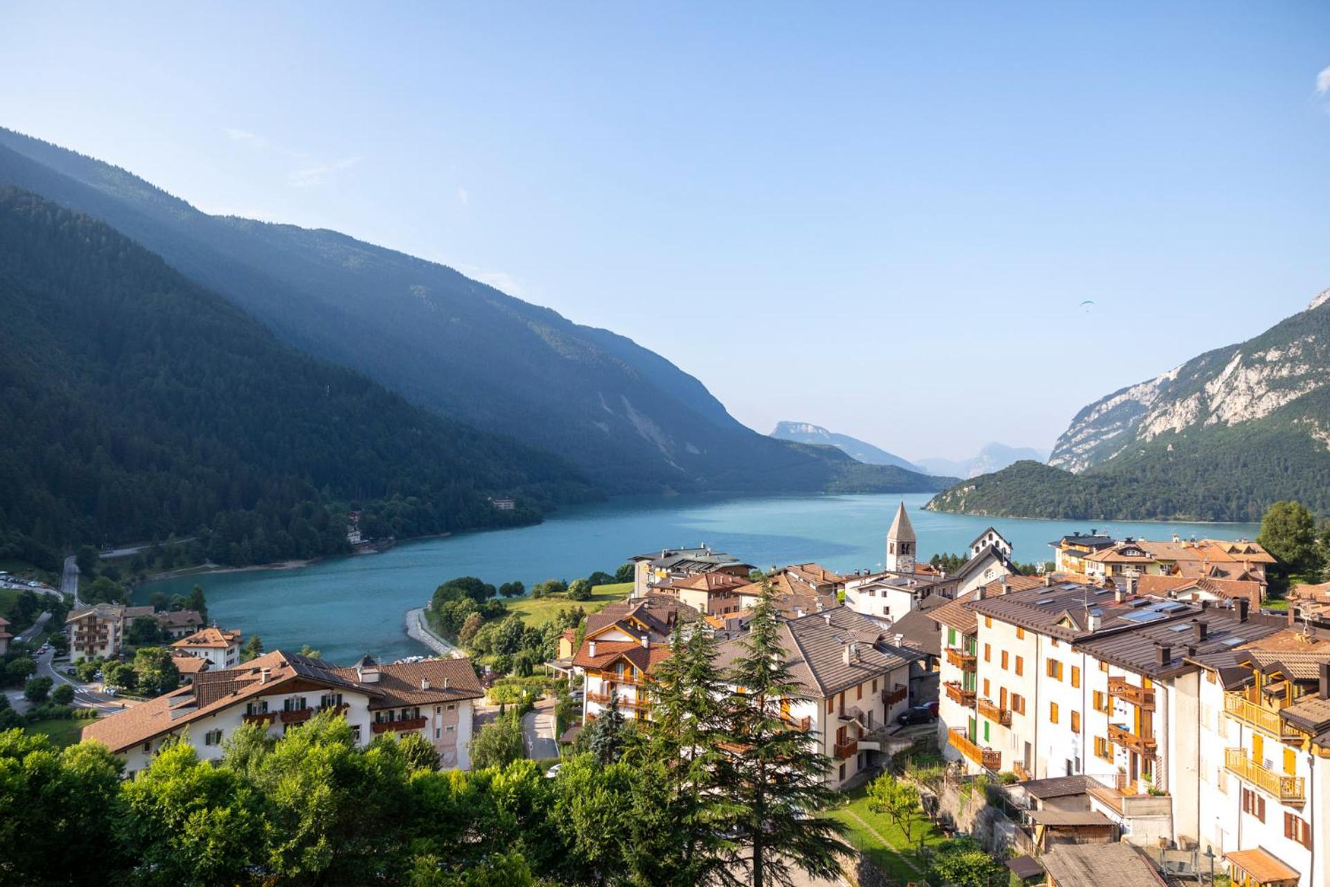 Hotel Londra Slow Living Molveno Bagian luar foto